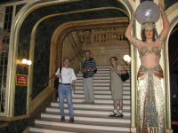 Thumbnail My parents and myself in Musée Grévin.jpeg 